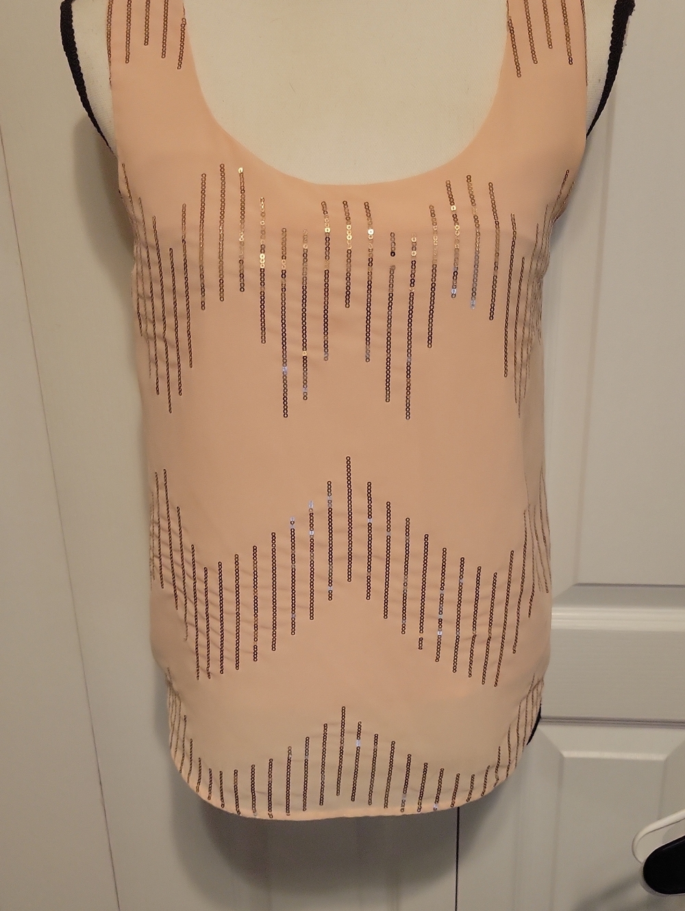Forecer 21 Women's Peach Sheer Sequin Scoop Neck Tank Top Size Med